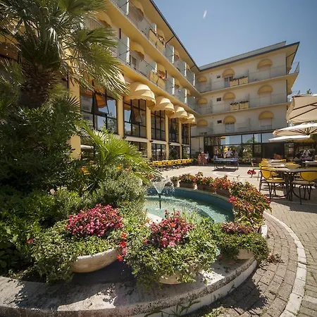 Szálloda Savoia Misano Adriatico